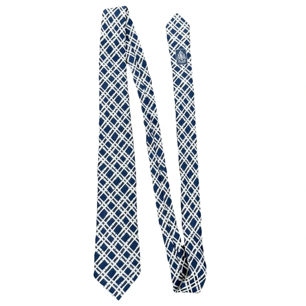 Gucci Men's Necktie 100% Silk Blue and white Stripes Pre-Owned‎